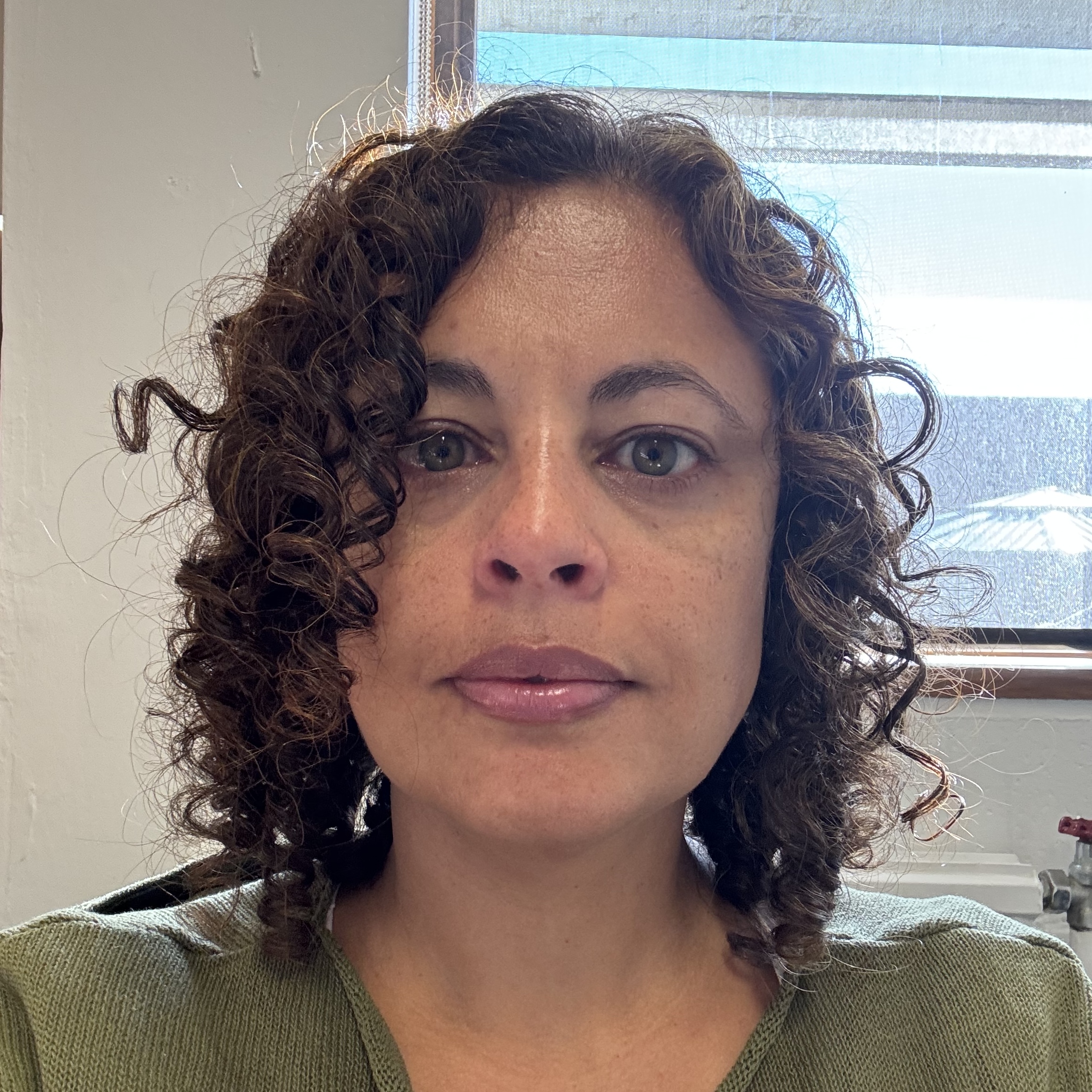 headshot of Natalia da Silva